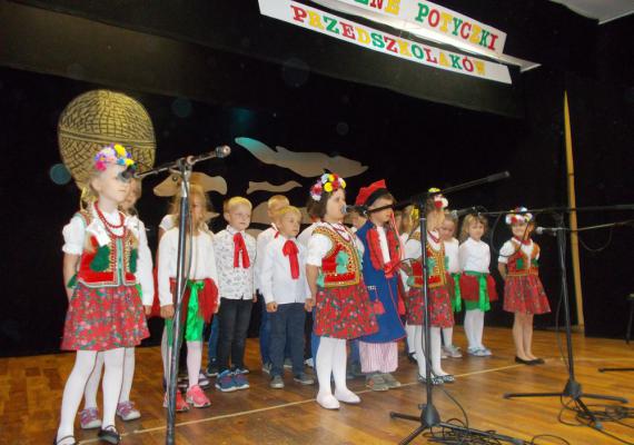 V MUZYCZNE POTYCZKI PRZEDSZKOLAKÓW