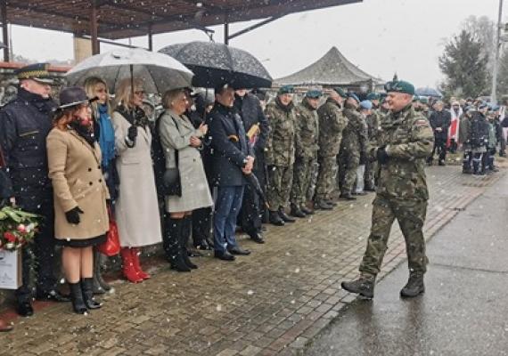 uroczysta zbiórka żołnierzy w związku z pożegnaniem VIII zmiany Polskiego Kontyngentu Wojskowego