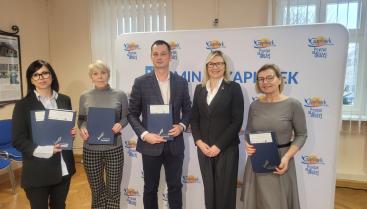 Podpisanie umów dotacji wspólnot mieszkaniowych