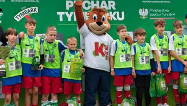 Uczniowie Szkoły Podstawowej w Czaplinku zajmują II miejsce w Finale Wojewódzkim Pucharu Tymbarku w Szczecinku