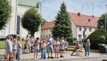 Sambowe rytmy na czaplineckim rynku!