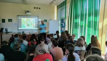 Tydzień bibliotek – spotknie autorskie z Tomaszem Samojlikiem -  komiksy są super