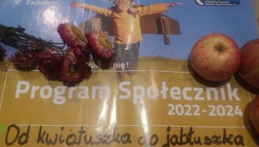 Realizacja projektu "Od kwiatuszka do jabłuszka"