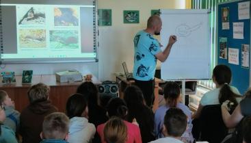 Tydzień bibliotek – spotknie autorskie z Tomaszem Samojlikiem -  komiksy są super