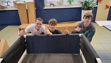 Szkolna Strefa Chillout: Przestrzeń Relaksu i Twórczych Inspiracji w Zespole Szkół w Czaplinku