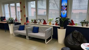 Szkolna Strefa Chillout: Przestrzeń Relaksu i Twórczych Inspiracji w Zespole Szkół w Czaplinku