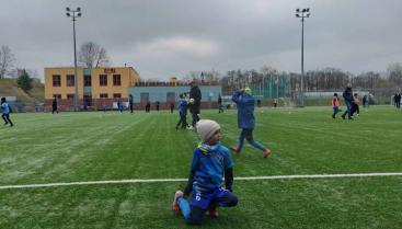 Przyjacielskie granie Żaków Młodszych Akademii Piłkarskiej Czaplinek w Koszalinie
