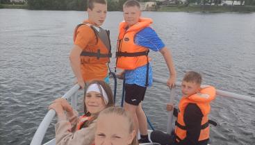 Optymistem na szerokie wody – Młodzi Żeglarze z Czaplinka Sternikami Drawskich Wód! 
