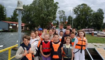 Optymistem na szerokie wody – Młodzi Żeglarze z Czaplinka Sternikami Drawskich Wód! 