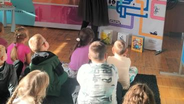 Lato w środku jesieni, czyli  mała książka w drodze