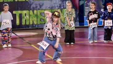 Turniej w Dźwirzynie-hip hop.