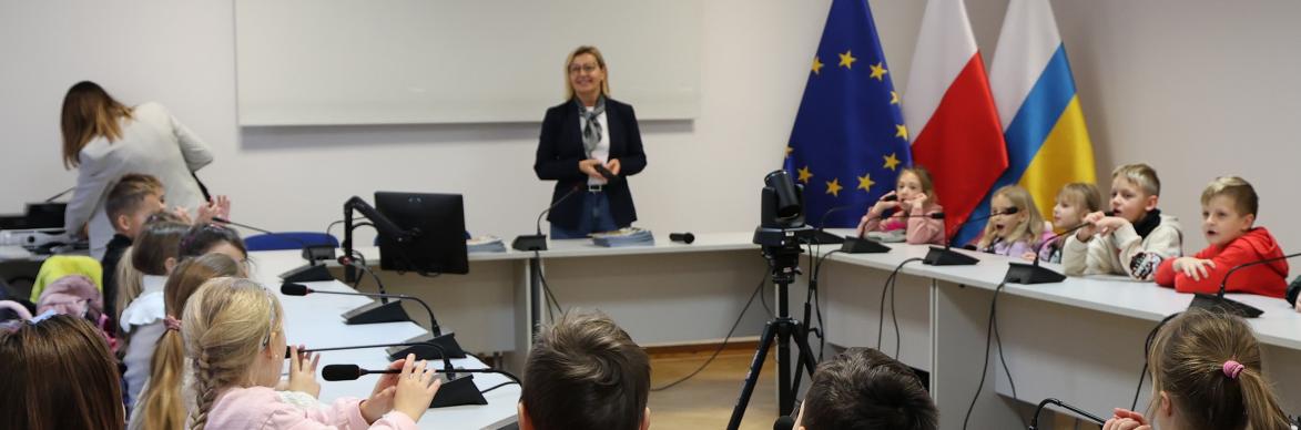 Spotkanie Burmistrza Czaplinka z uczniami klas 1A i 1B Szkoły Podstawowej w Czaplinku