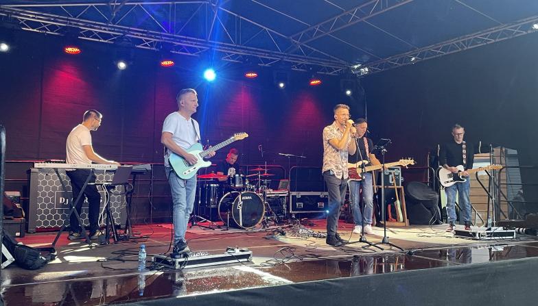 Koncert w SAR-Miejskie Granie Cover Band 12.07-Weekend z CzOK