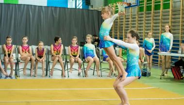 TURNIEJ W AKROBATYCE SPORTOWEJ W SZCZECINKU